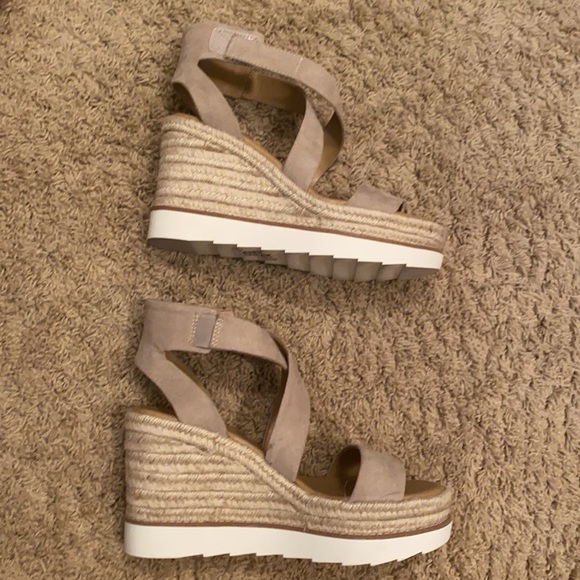 Franco Starto platform heels - Picture 4 of 8